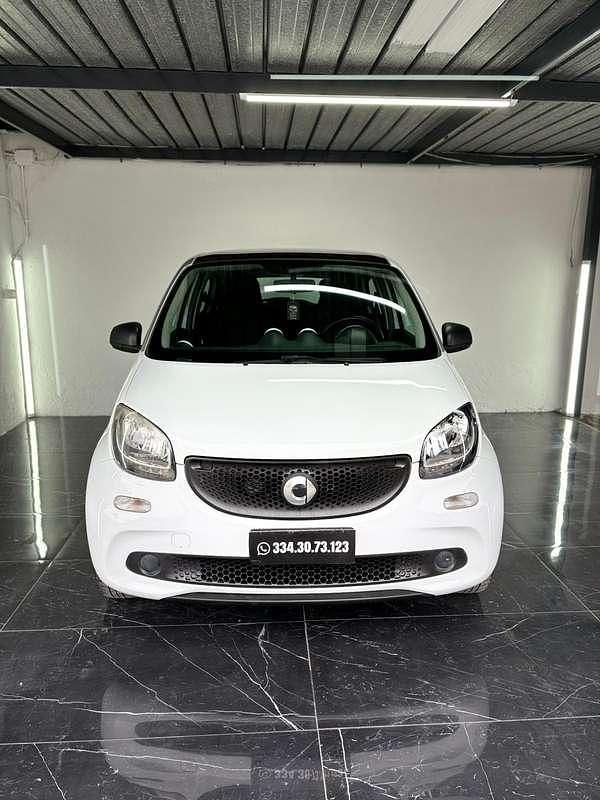 Usata Smart ForFour Passion 60 CV (44 kW) 2015 Bianco Utilitaria