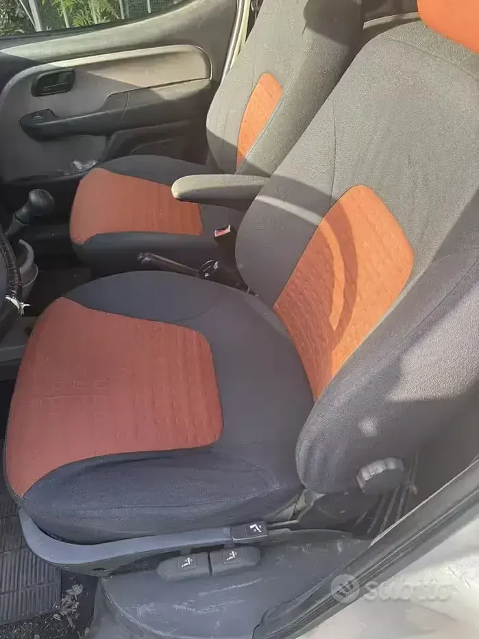 Usata Fiat Doblò 85 CV (62 kW) 2006 Grigio Monovolume