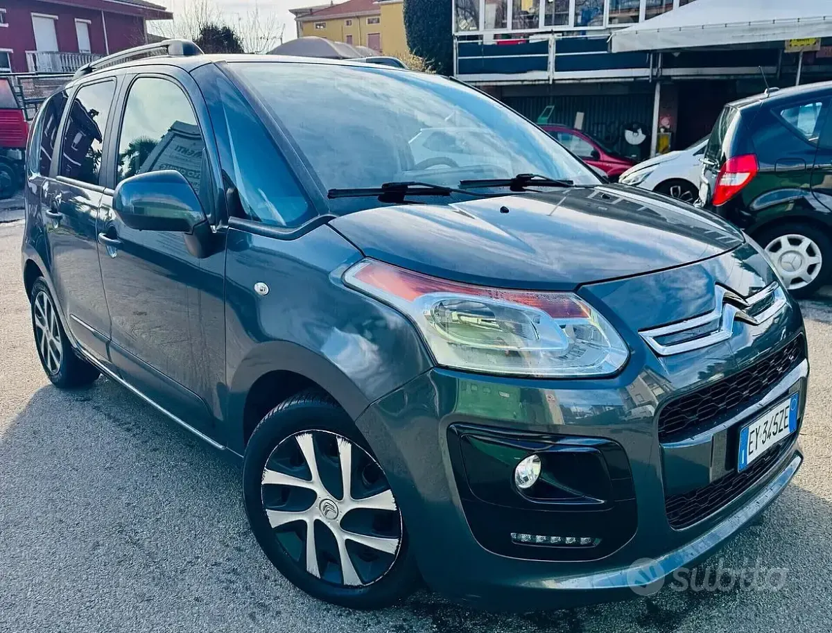 Usata Citroën C3 Picasso 92 CV (67 kW) 2015 Grigio Monovolume
