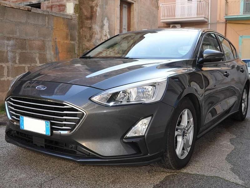 Usata Ford Focus Titanium 120 CV (88 kW) 2018 Grigio Berlina