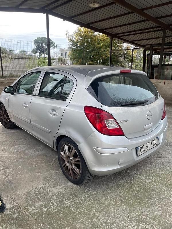 Usata Opel Corsa 2006 Grigio Utilitaria