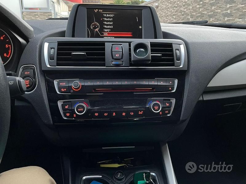 Usata BMW 116 Advantage 116 CV (85 kW) 2015 Grigio Utilitaria