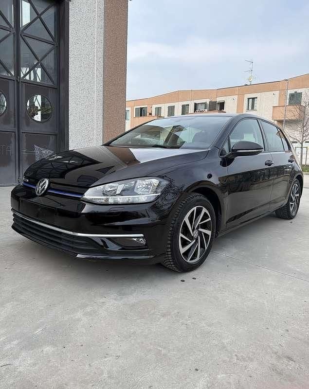 Usata VW Golf VII Executive 131 CV (96 kW) 2018 Berlina