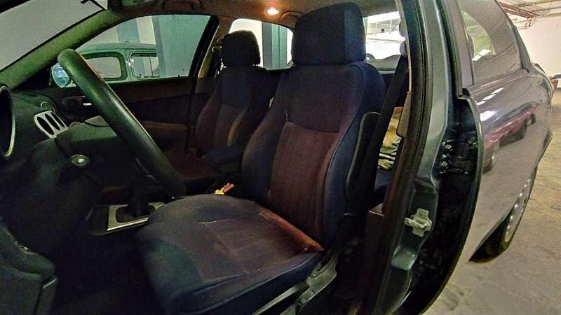 Usata Alfa Romeo 156 Progression 140 CV (102 kW) 2002 Argento Berlina