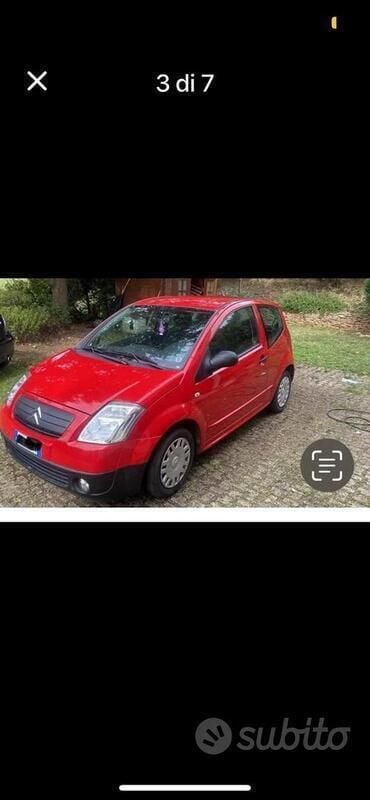 Rosso Usata 2009 Citroën C2 Due volumi | 1500 € (Buon prezzo) - Immagine 1/4