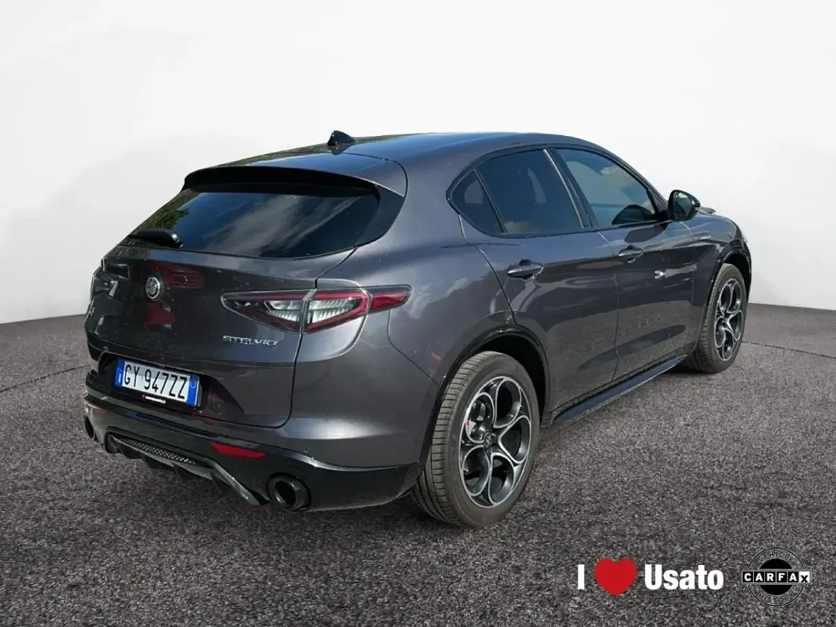 Usata Alfa Romeo Stelvio Veloce 210 CV (154 kW) 2025 Grigio SUV
