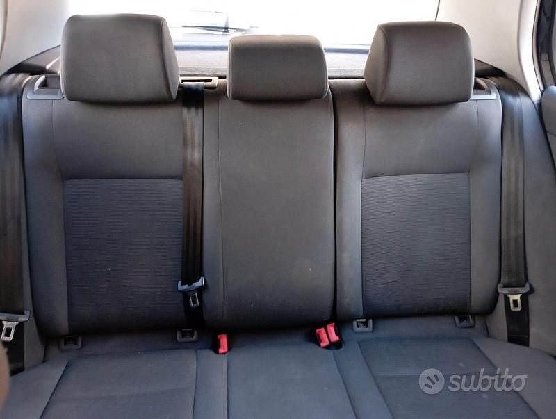 Usata VW Golf V 140 CV (102 kW) 2004 Nero Berlina