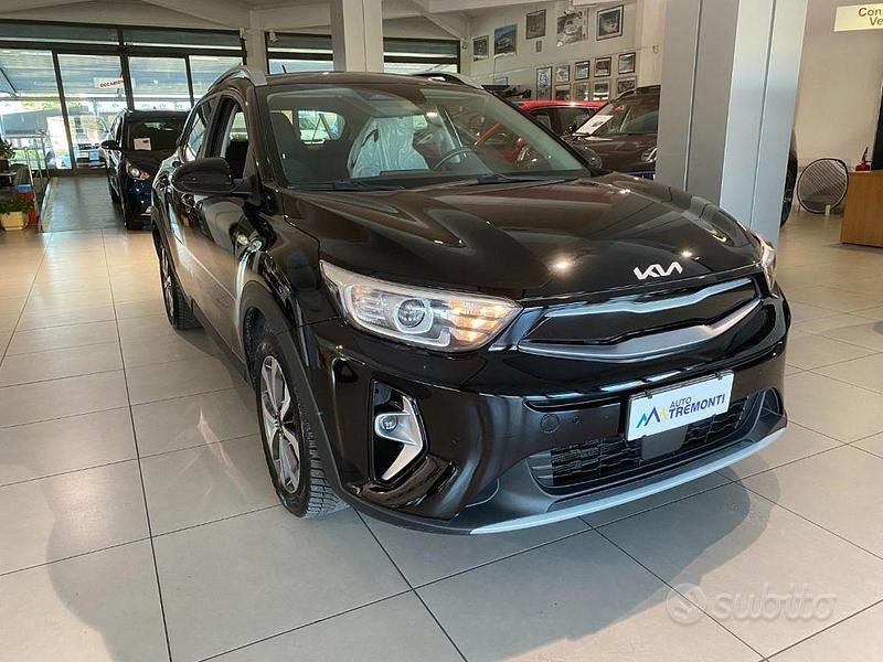 Usata Kia Stonic Style 120 CV (88 kW) 2021 Nero SUV
