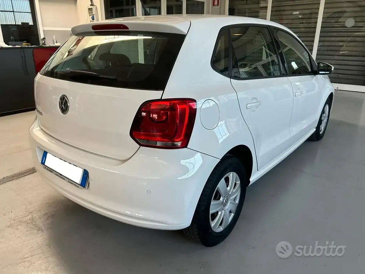 Usata VW Polo Trendline 60 CV (44 kW) 2012 Bianco Utilitaria