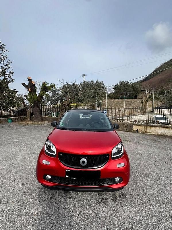 Usata Smart ForFour Passion 2017 Rosso Utilitaria