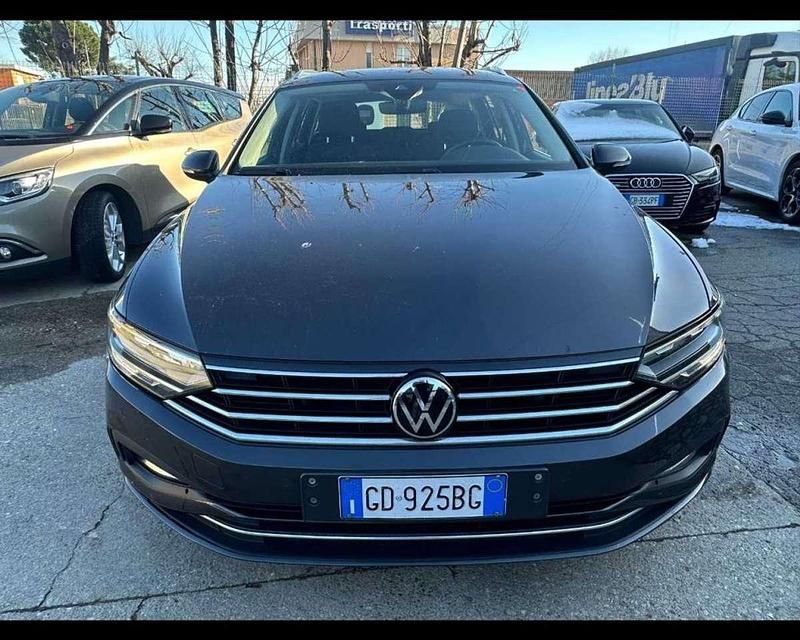 Usata VW Passat Business 150 CV (110 kW) 2020 Grigio scuro Station wagon