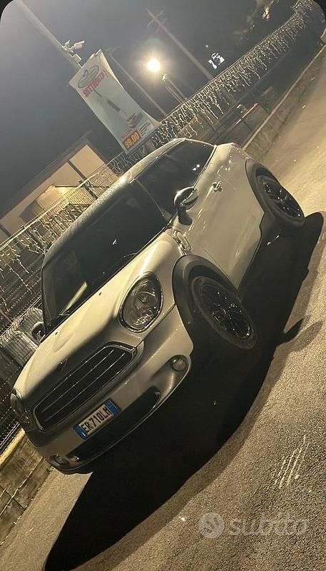 Usata Mini Paceman 111 CV (81 kW) 2013 Grigio Utilitaria