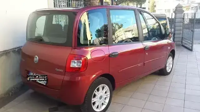 Usata Fiat Multipla Dynamic 110 CV (80 kW) 2004 Bordeaux Monovolume