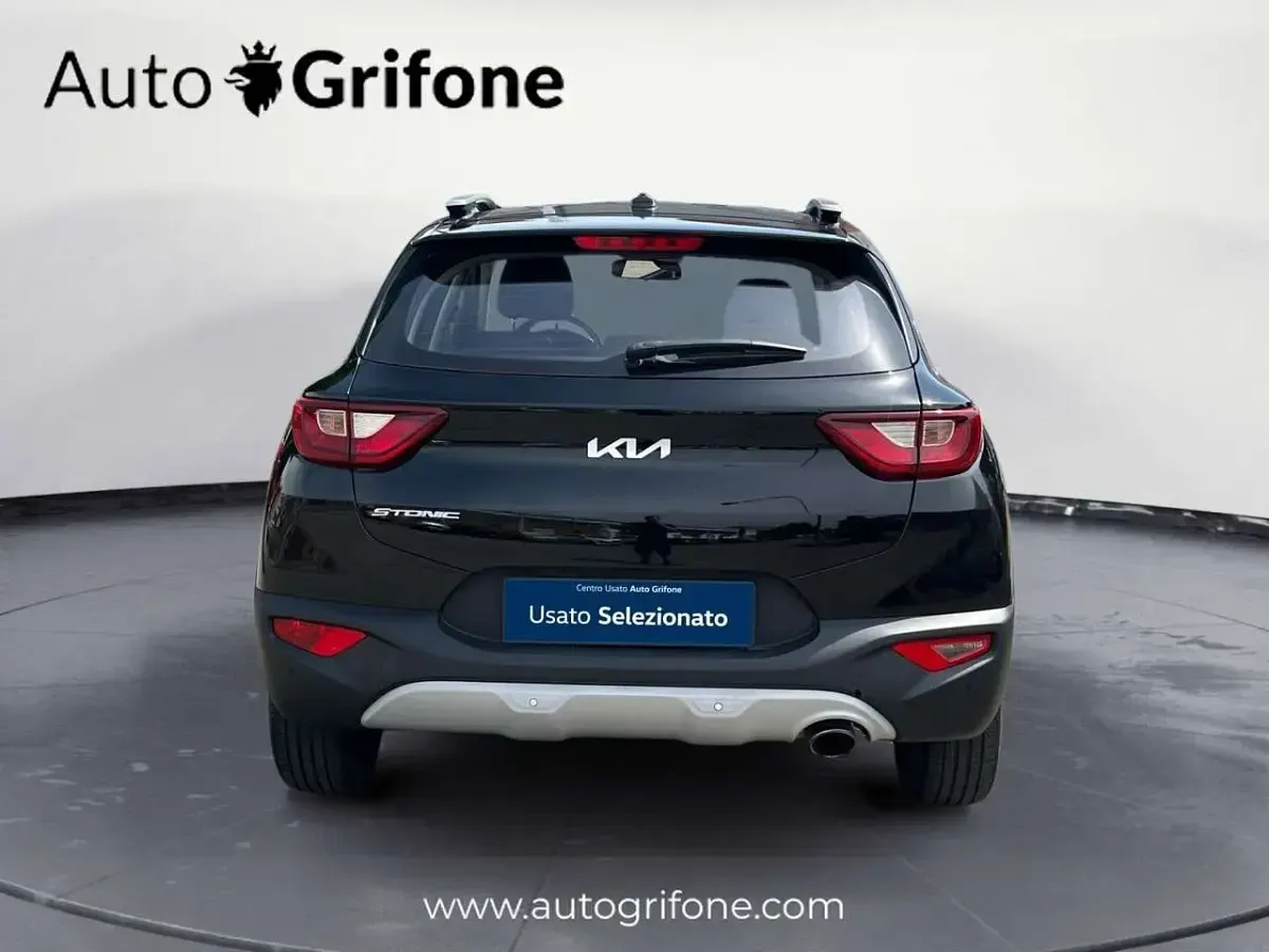 Usata Kia Stonic Urban 84 CV (61 kW) 2022 Nero SUV