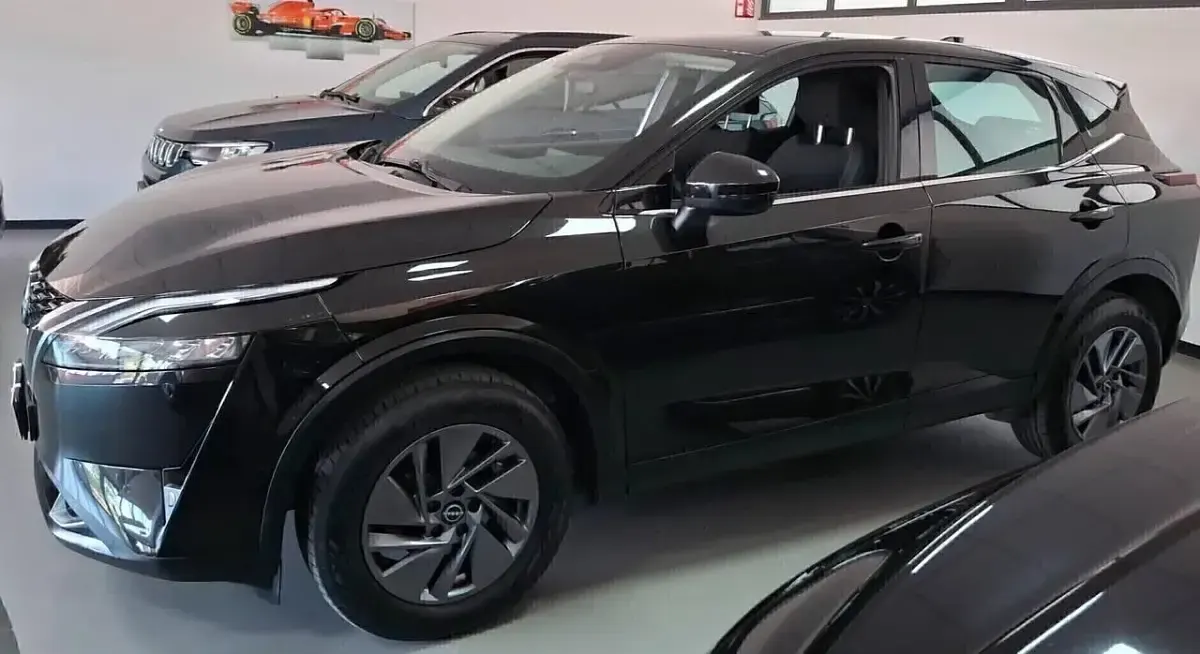 Usata Nissan Qashqai 157 CV (115 kW) 2024 Nero SUV