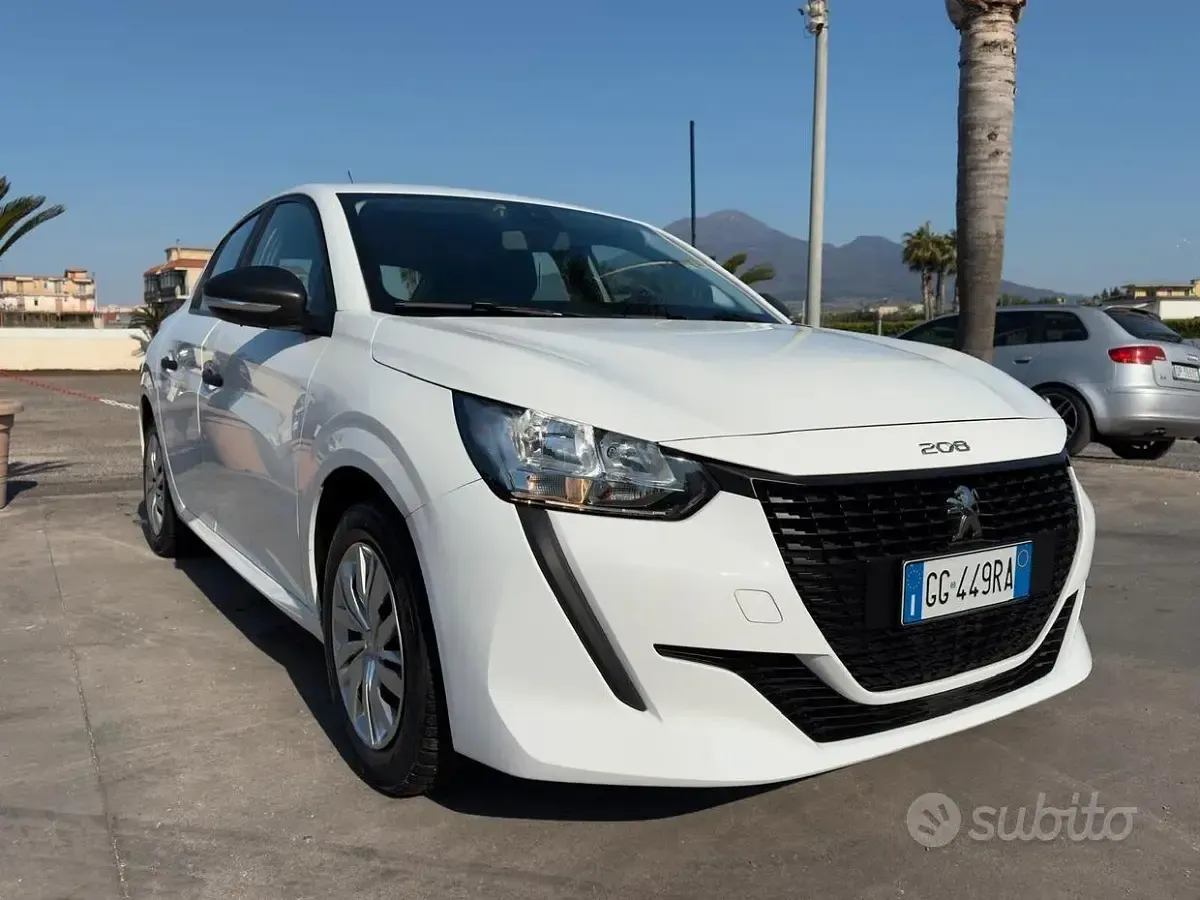 Begagnad Peugeot 208 S 102 HK (75 kW) 2021 Vit Halvkombi