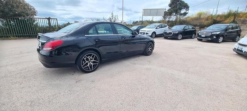 Usata Mercedes C200 Exclusive 136 CV (100 kW) 2016 Nero Berlina