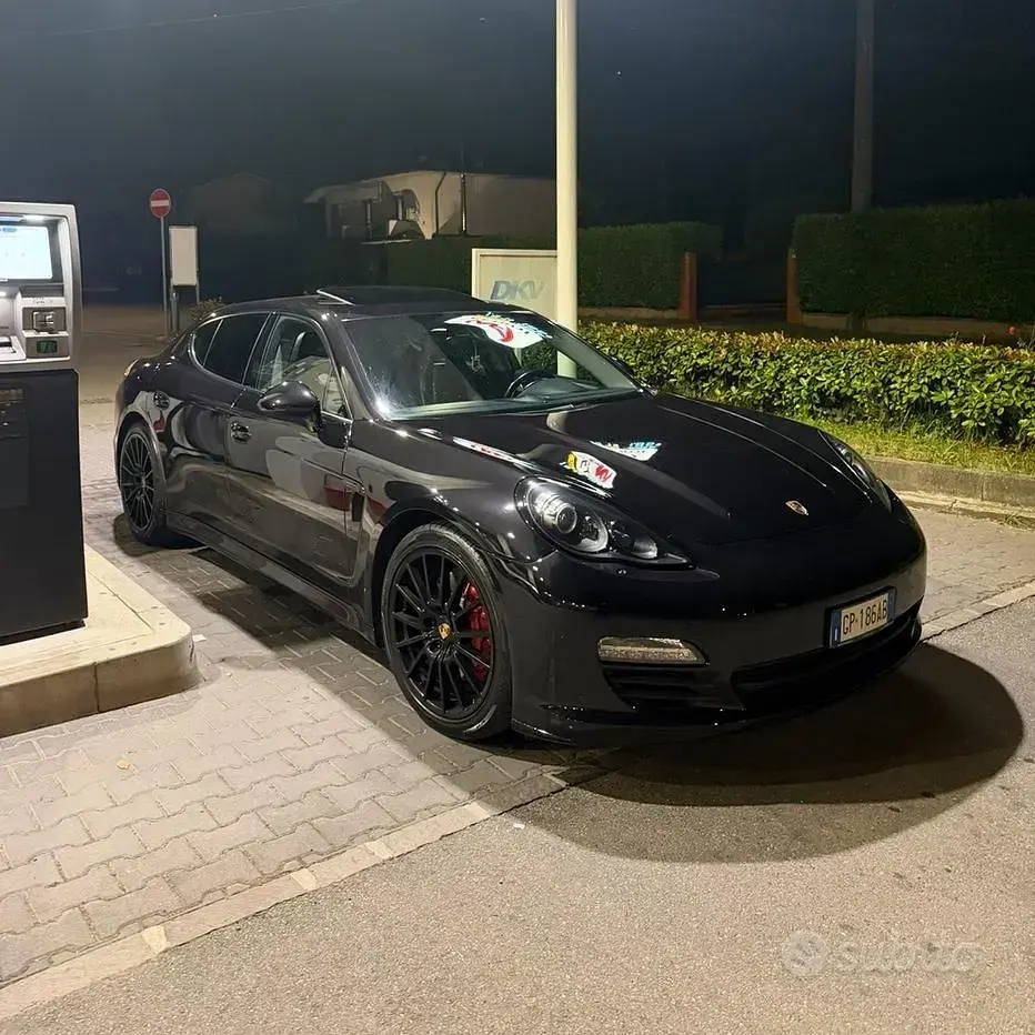 Usata Porsche Panamera 300 CV (220 kW) 2013 Nero Utilitaria