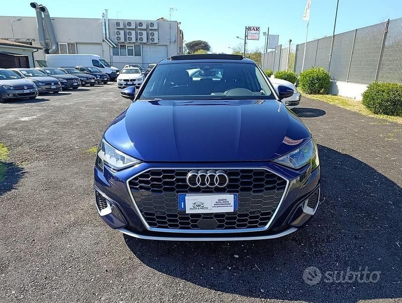 Usata Audi A3 Business 150 CV (110 kW) 2021 Blu Berlina
