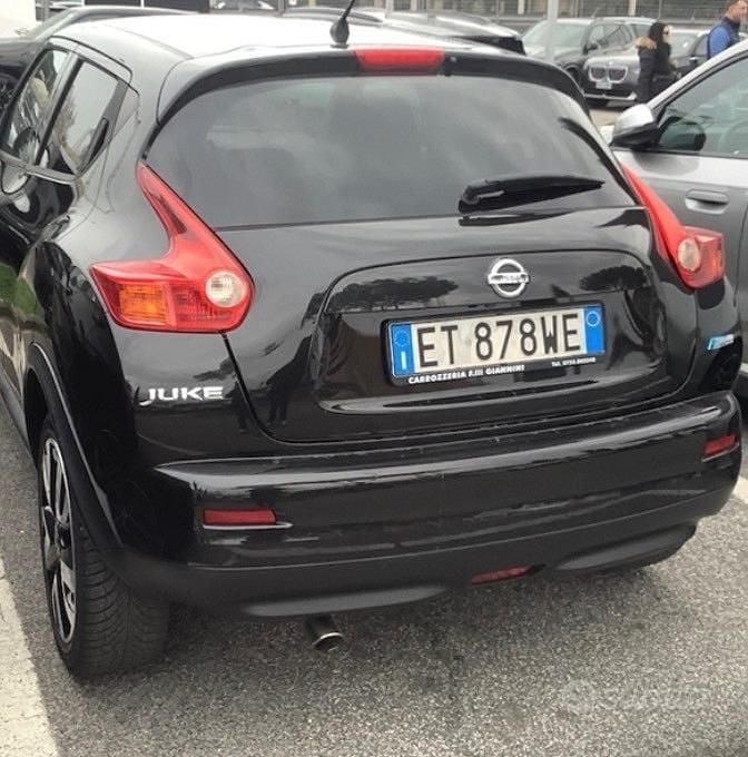 Usata Nissan Juke Acenta 110 CV (80 kW) 2015 Nero SUV