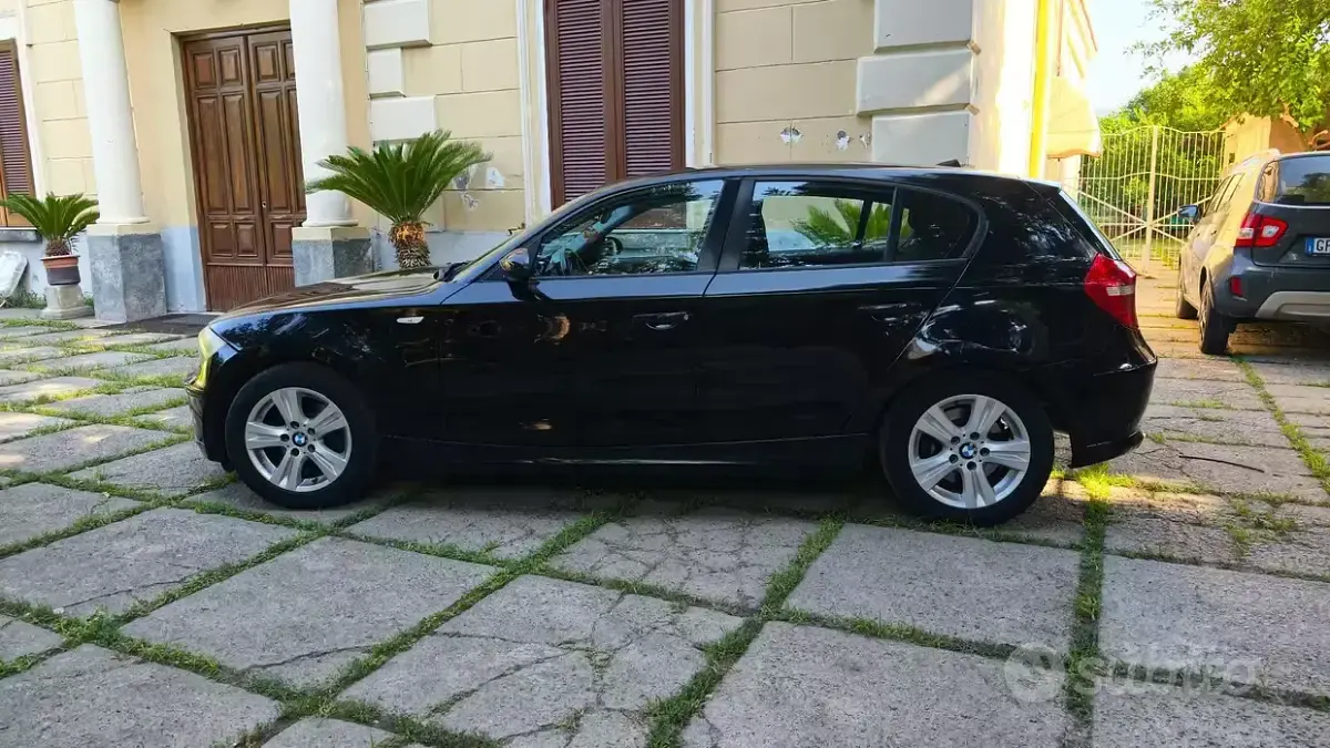 Usata BMW 118 2009 Nero Utilitaria