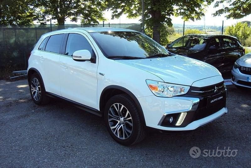 Usado Mitsubishi ASX Instyle 117 CV (86 kW) 2019 Blanco SUV