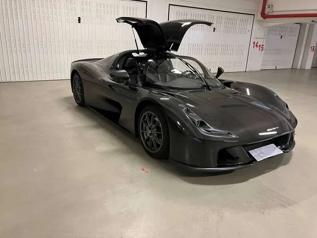 Usata Dallara Stradale 400 CV (294 kW) 2024 Nero Cabrio