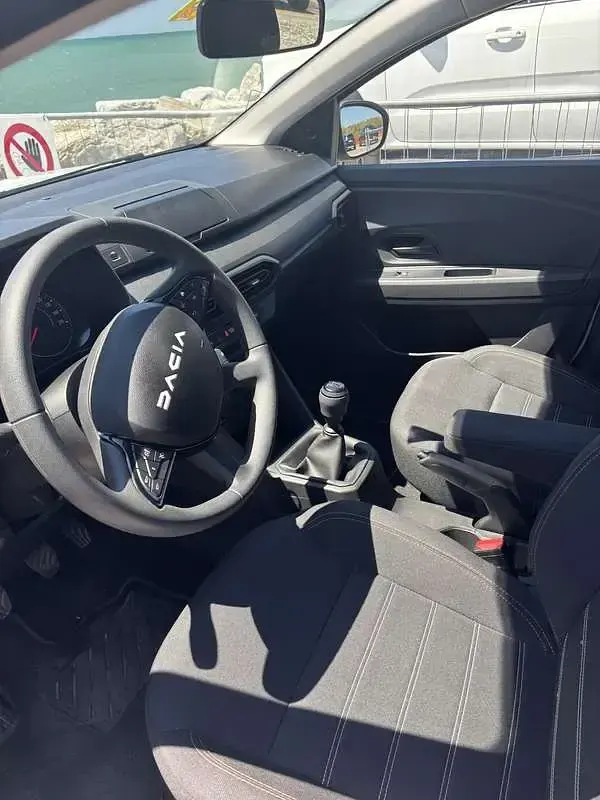 Usata Dacia Sandero Essentiel 91 CV (66 kW) 2022 Berlina