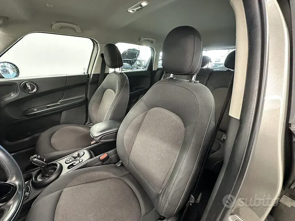 Usata Mini Cooper D Countryman 150 CV (110 kW) 2019 Argento SUV