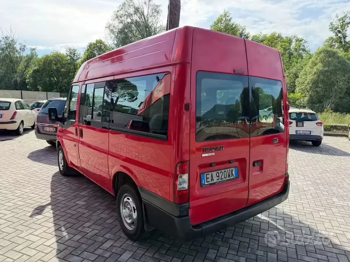 Occasion Ford Transit 116 ch (85 kW) 2010 Rouge Monospace