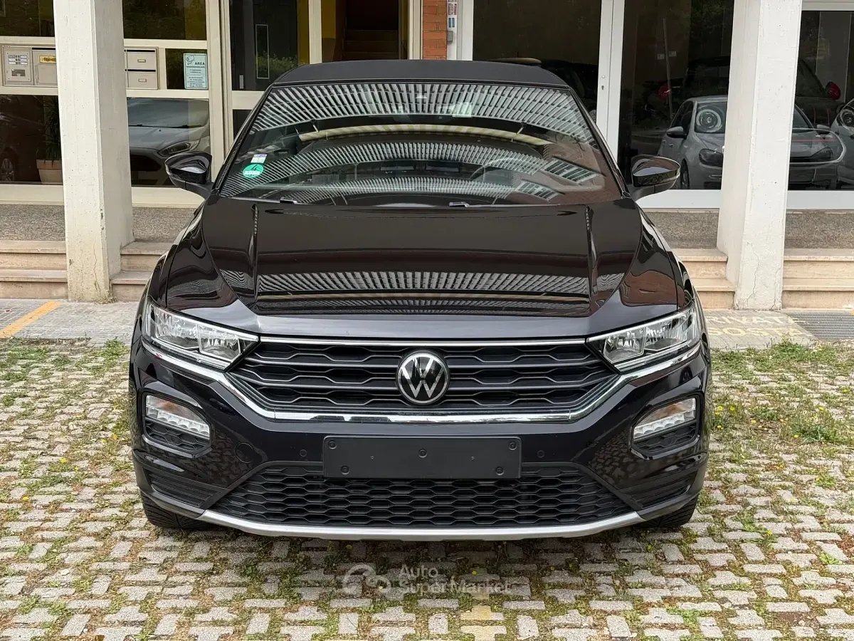 Begagnad VW T-Roc Cabriolet Style 110 HK (80 kW) 2021 Svart Cab