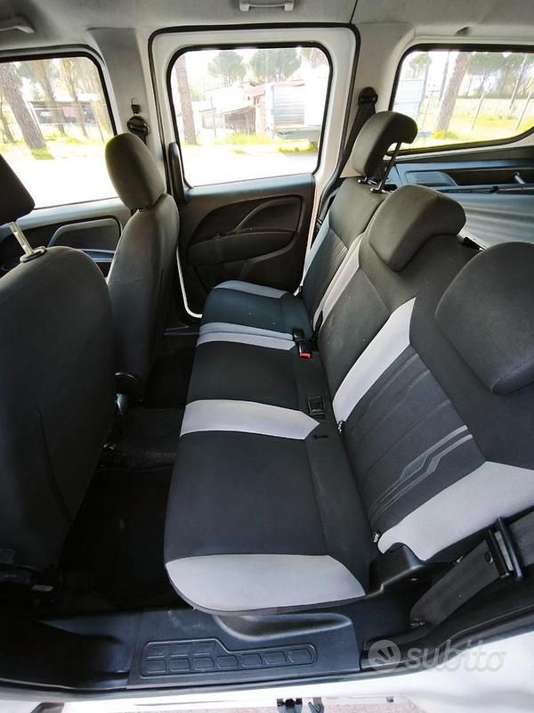 Usata Fiat Doblò 100 CV (73 kW) 2018 Monovolume