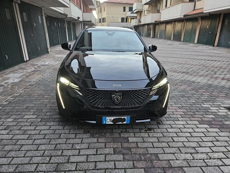 Usata Peugeot 308 GT 131 CV (96 kW) 2023 Nero Station wagon