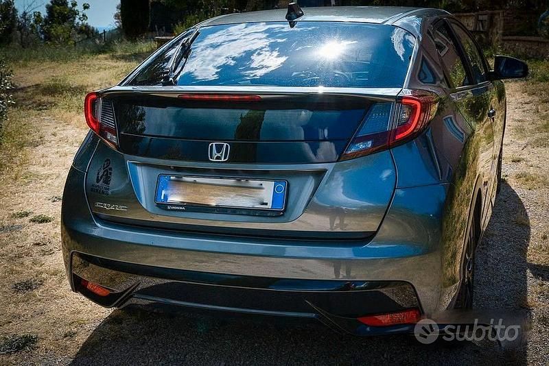 Usata Honda Civic 120 CV (88 kW) 2016 Grigio Berlina