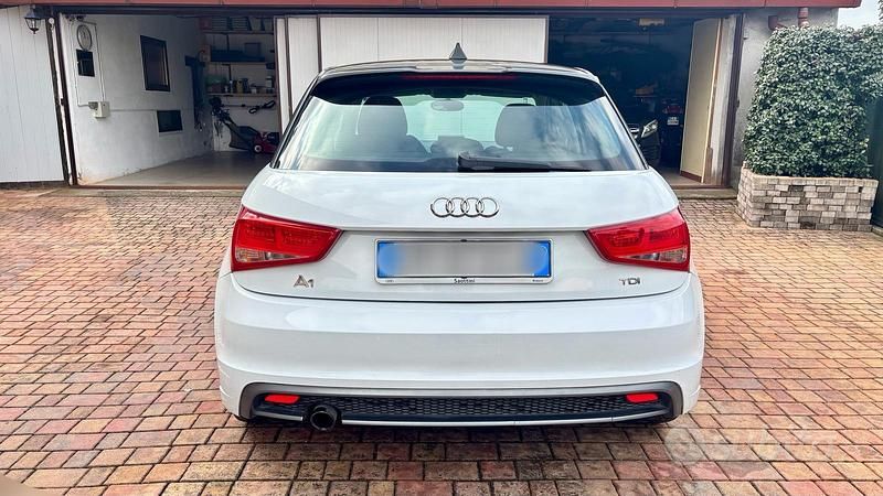 Usata Audi A1 Sportback Attraction 90 CV (66 kW) 2012 Bianco Utilitaria