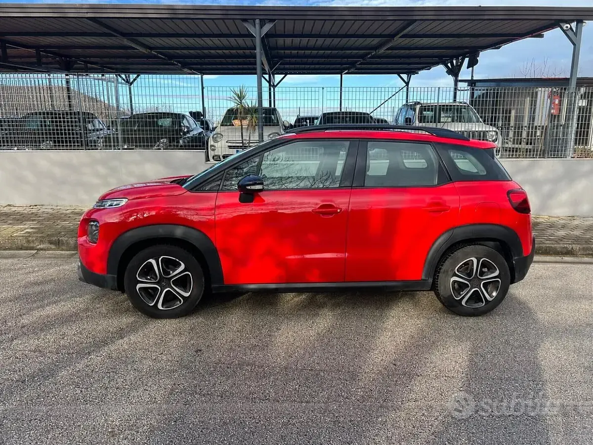 Usado Citroën C3 Aircross Shine 82 HP (60 kW) 2019 Vermelho SUV