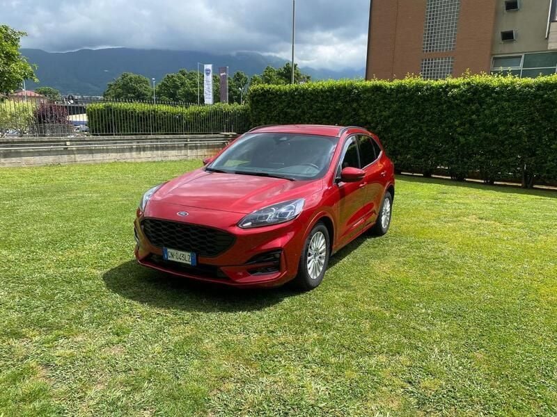 Rosso Usata 2023 Ford Kuga ST-Line X SUV | 22.900 € (Super prezzo) - Immagine 1/3