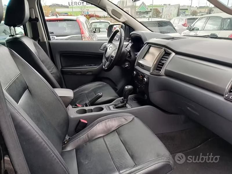 Usata Ford Ranger Limited 160 CV (117 kW) 2016 Nero Pick-up