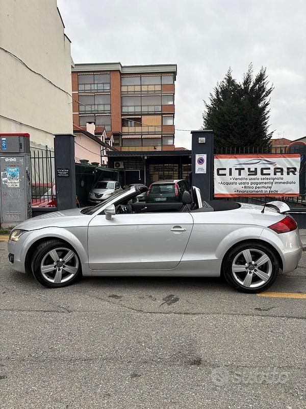 Usata Audi TT Roadster 200 CV (147 kW) 2008 Grigio Cabrio