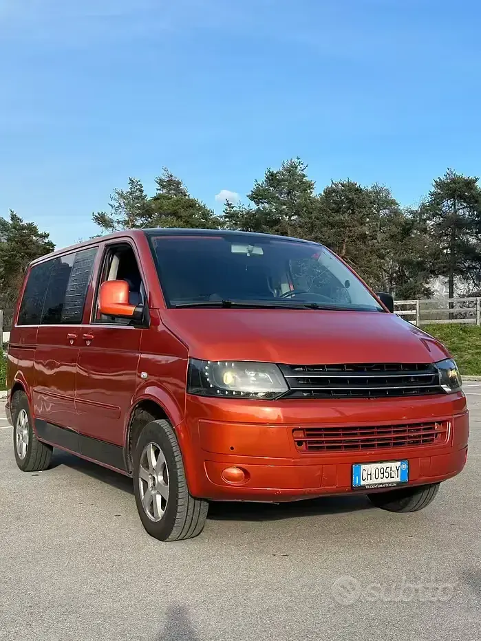 Usata VW Multivan 174 CV (127 kW) 2003 Monovolume