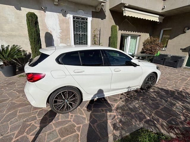Usata BMW 120 M Sport 178 CV (130 kW) 2022 Bianco Utilitaria