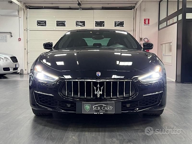 Usata Maserati Ghibli GranLusso 350 CV (257 kW) 2018 Nero Berlina