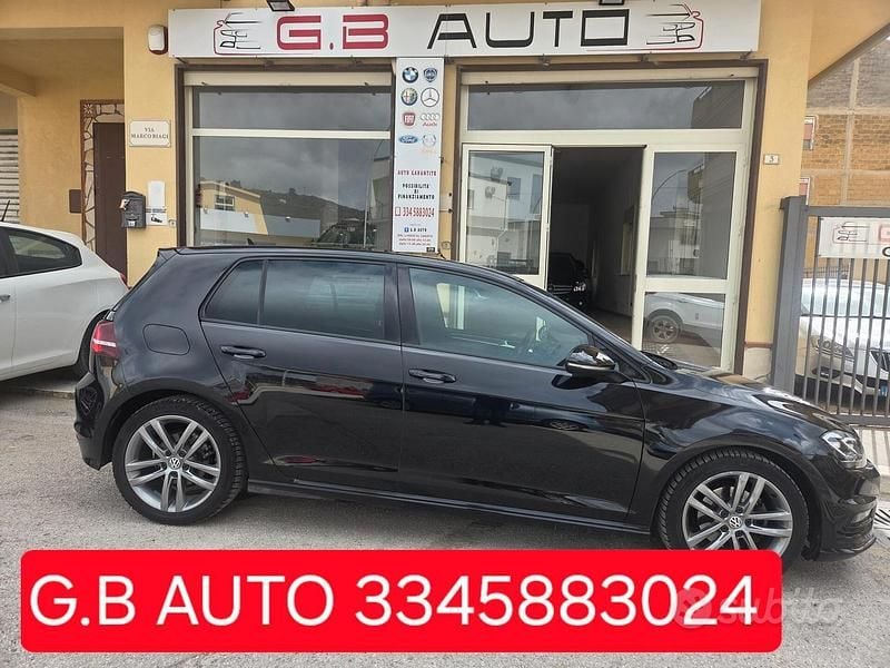 Usata VW Golf VII R-line 110 CV (80 kW) 2016 Nero Berlina
