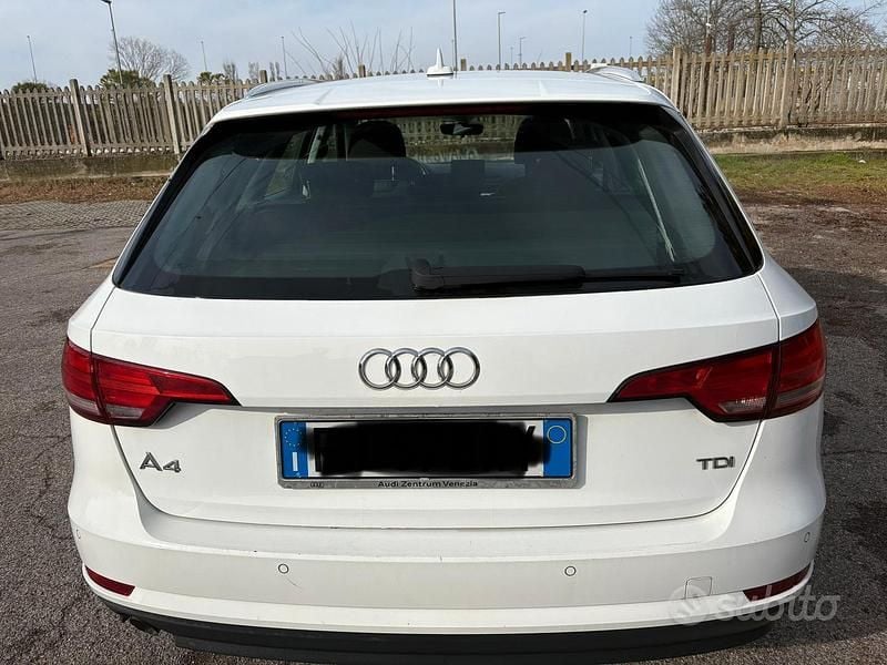Usata Audi A4 122 CV (89 kW) 2017 Bianco Station wagon