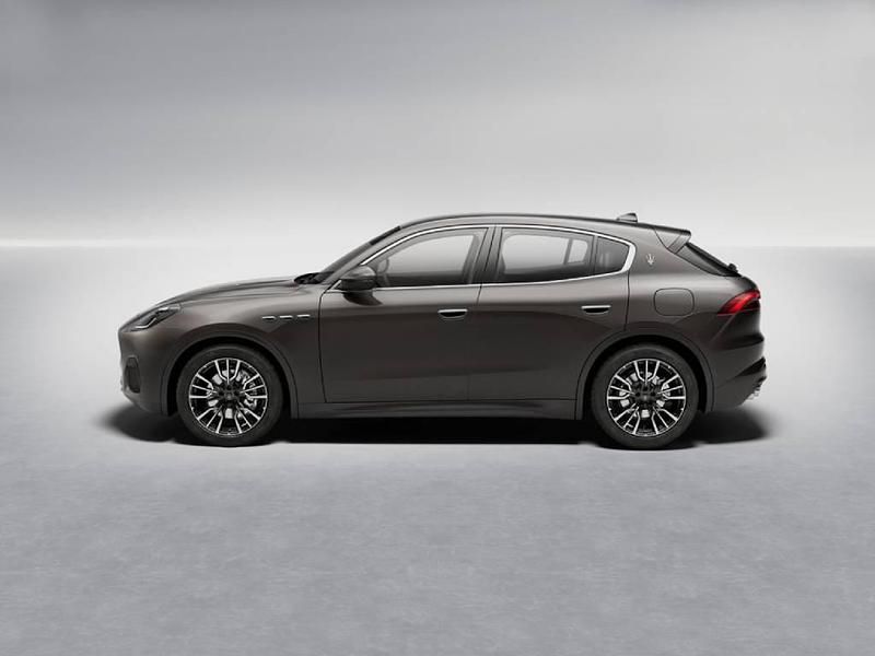 Nuova Maserati Grecale 250 CV (183 kW) 2025 Grigio lava SUV