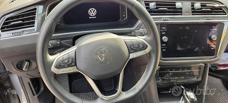 Usata VW Tiguan Elegance 150 CV (110 kW) 2022 Grigio SUV