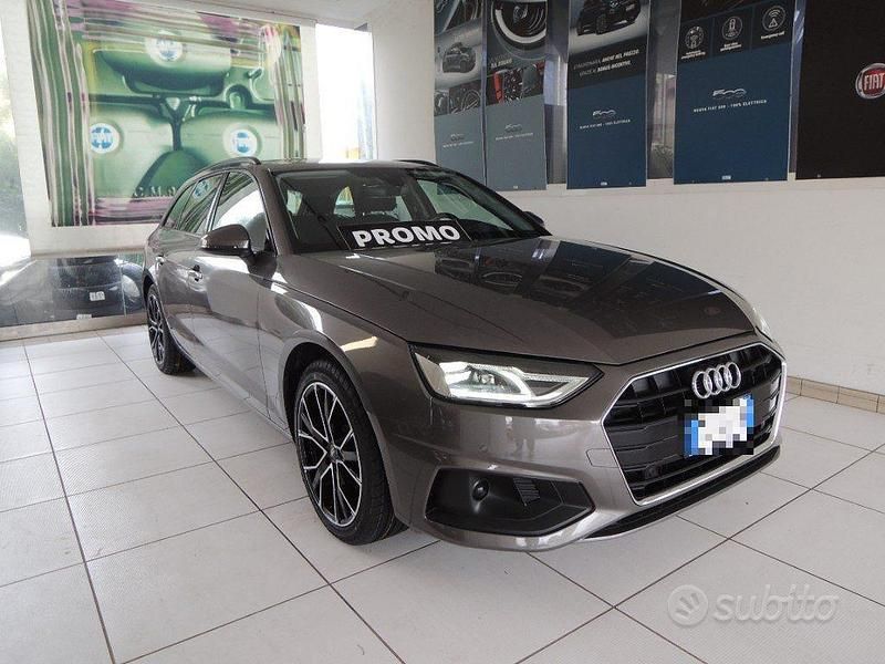 Usata Audi A4 Advanced 163 CV (119 kW) 2022 Grigio Berlina