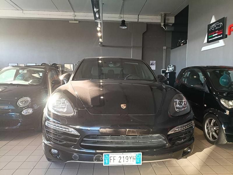 Usata Porsche Cayenne 245 CV (180 kW) 2013 Nero SUV