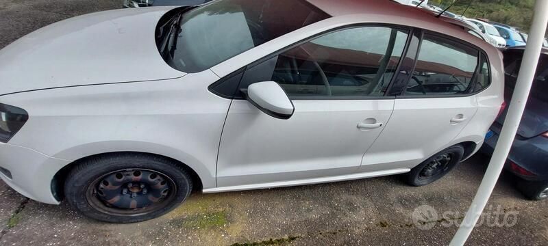 Usata VW Polo 74 CV (54 kW) 2014 Bianco Utilitaria