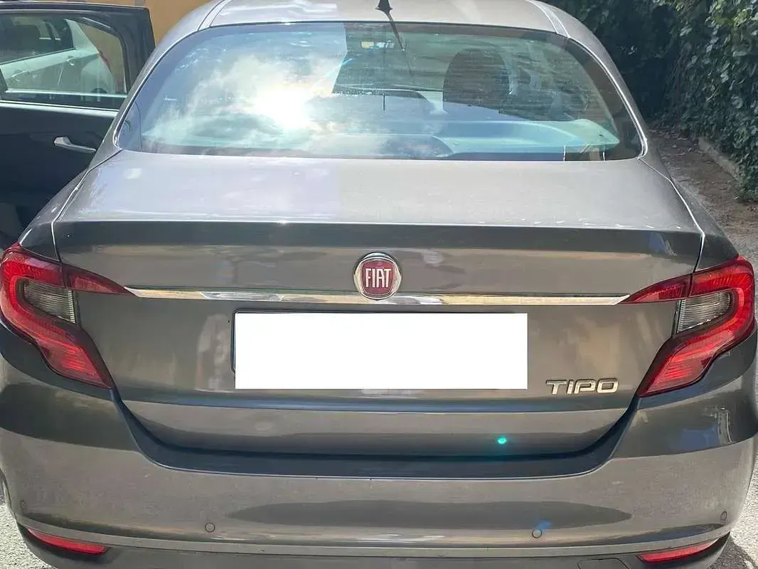 Usata Fiat Tipo Opening Edition 95 CV (69 kW) 2016 Grigio Berlina